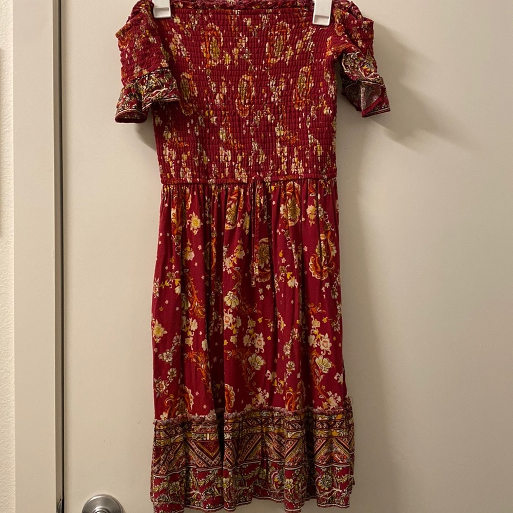 Midi dress with pockets